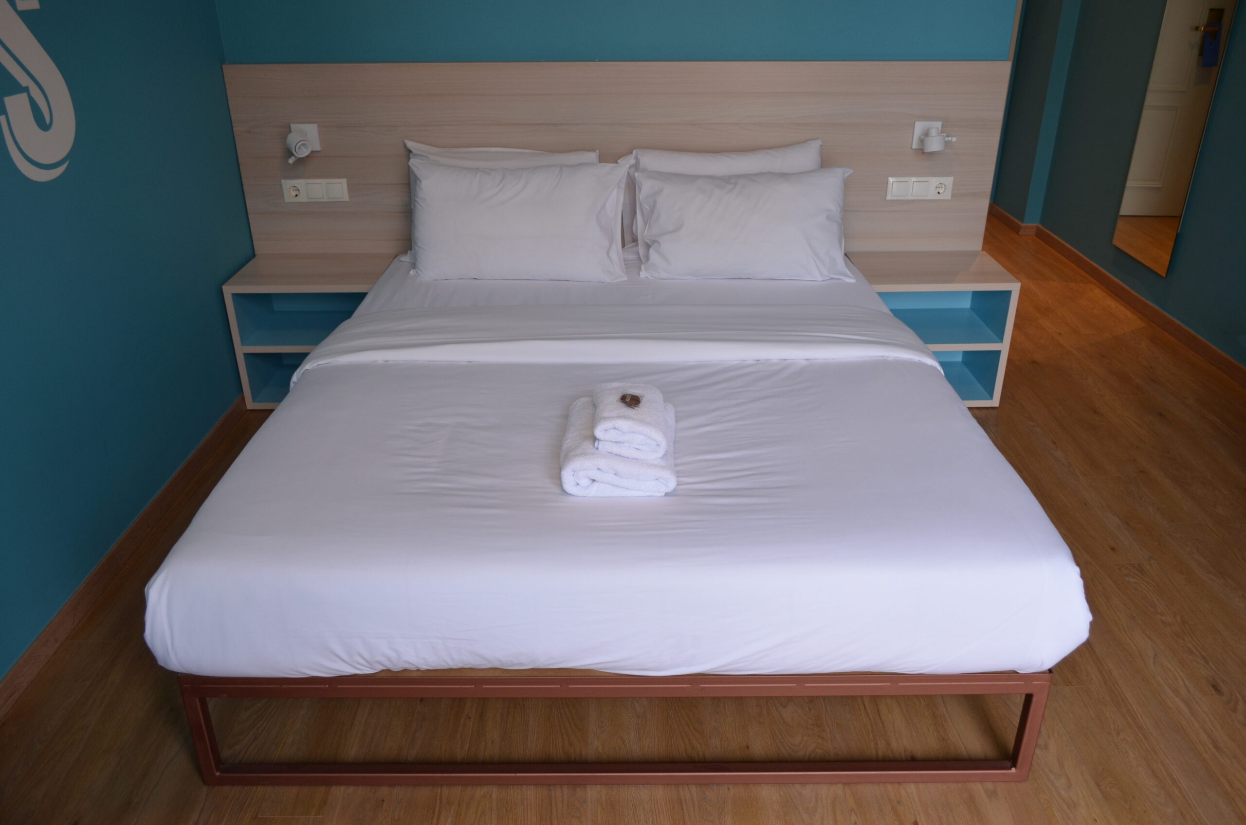 Colors Urban Hotel Room 4